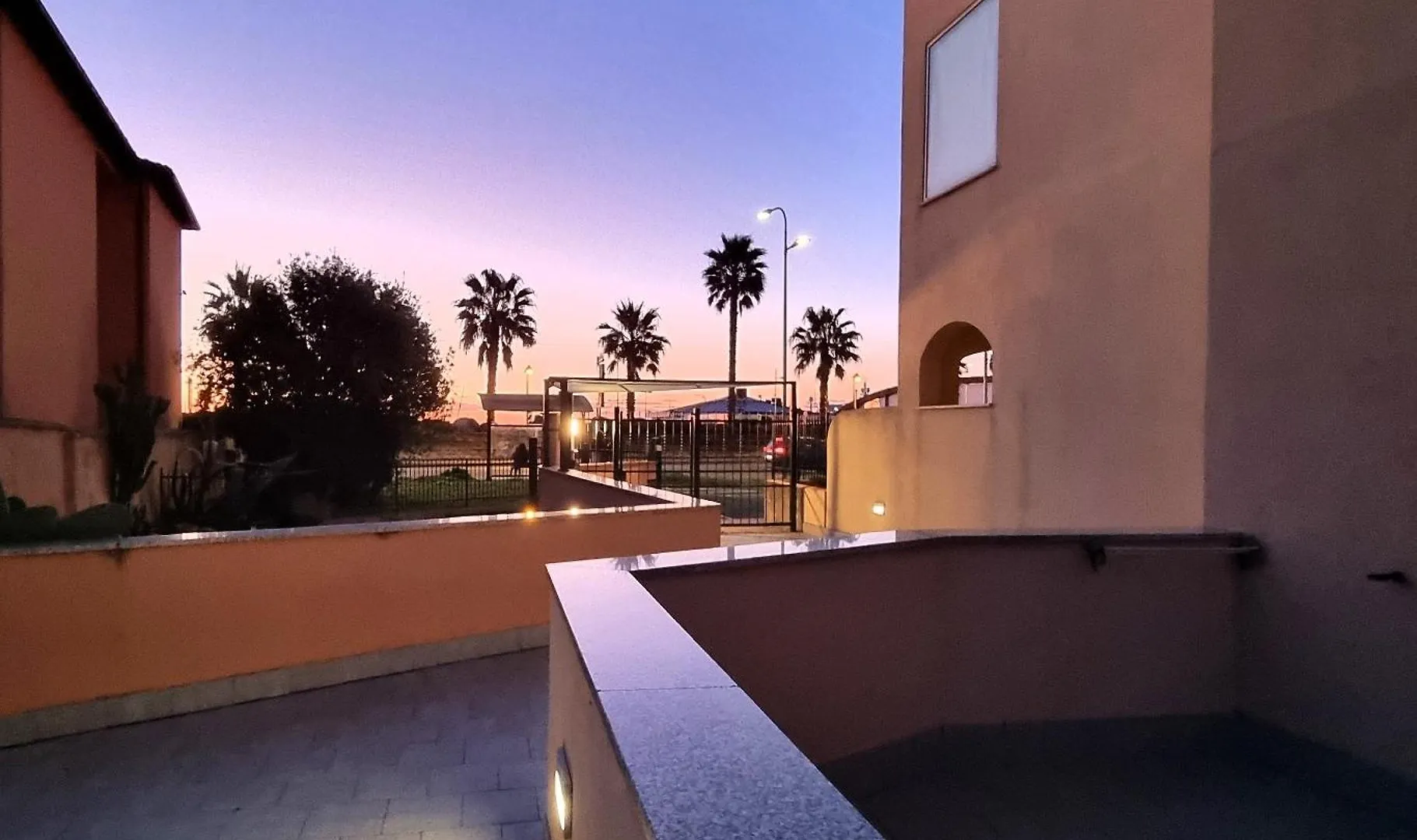 Appartamento La Casa Di Freddy Loano 0*,